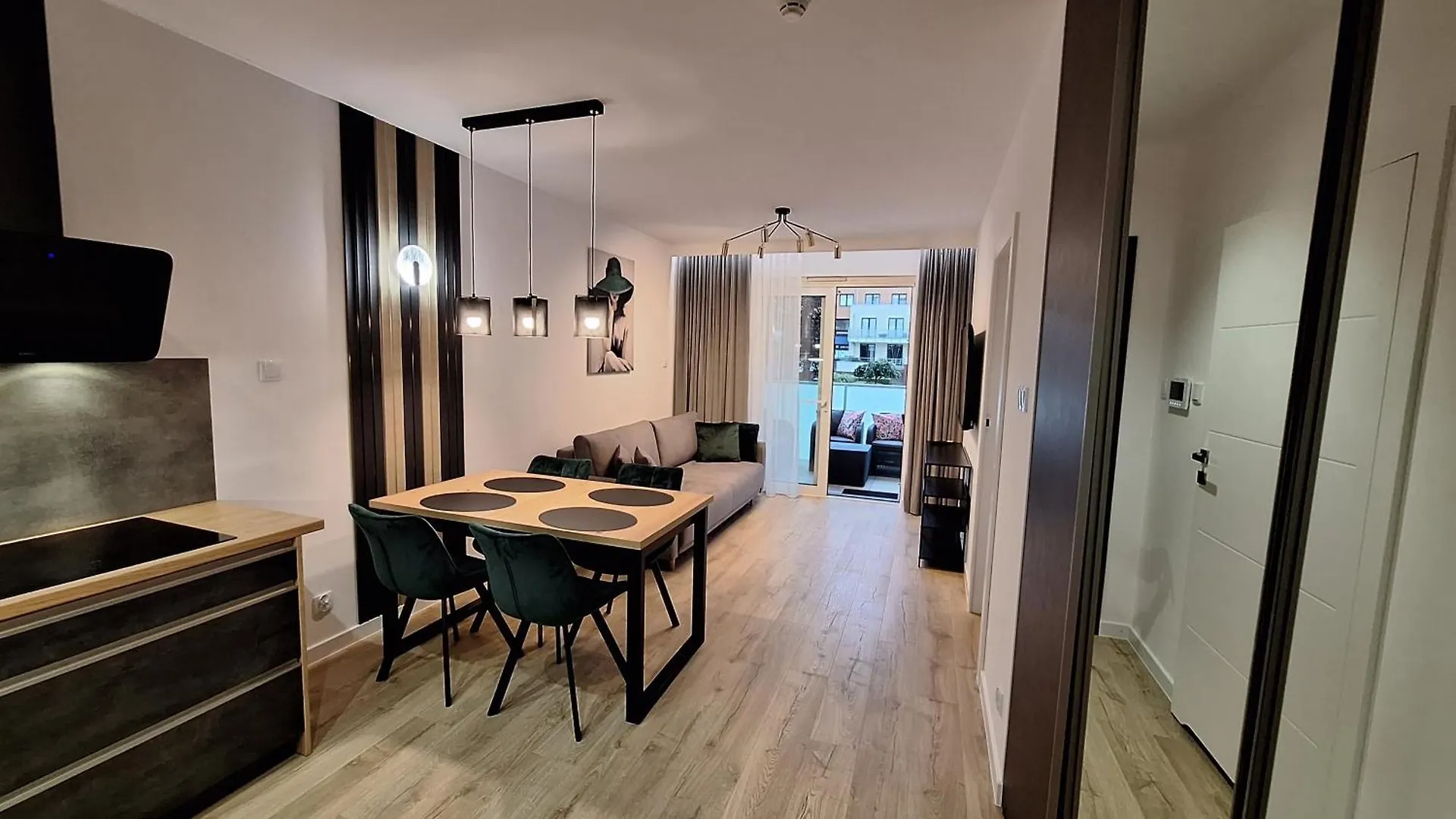 Modern Green Kollataja 7A 코워브제크